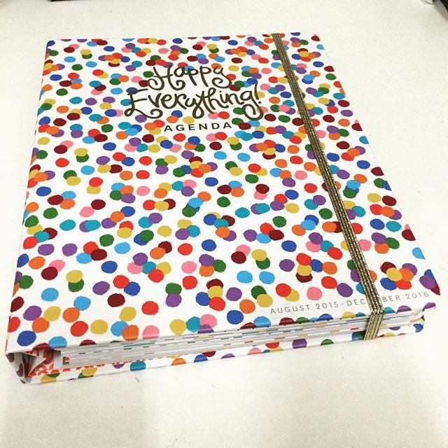 DYING right now because one of my clients just gave me the @cotoncolors Happy Everything planner I've been staring at for weeks! 😍